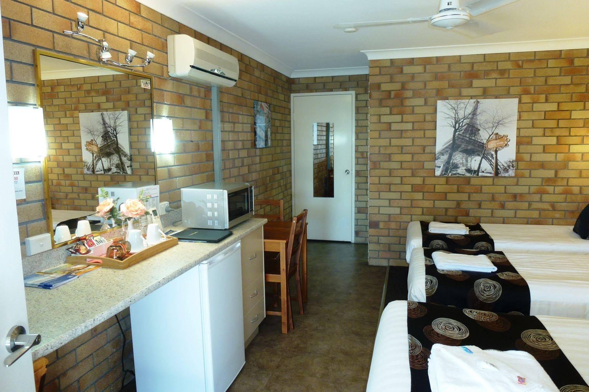 City View Motel Уорик Экстерьер фото